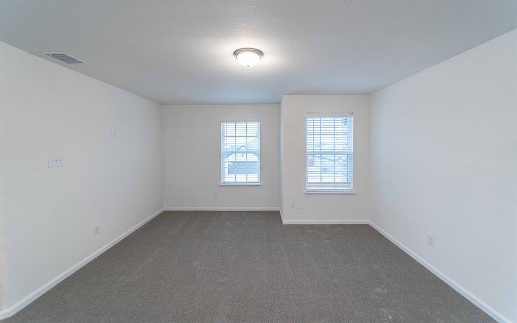 2511 Hollyhill Way - Photo 12