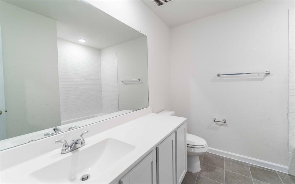 2511 Hollyhill Way - Photo 14