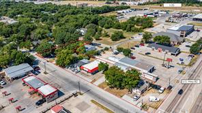 700 W Highway 82 - Photo 4