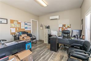 700 W Highway 82 - Photo 8