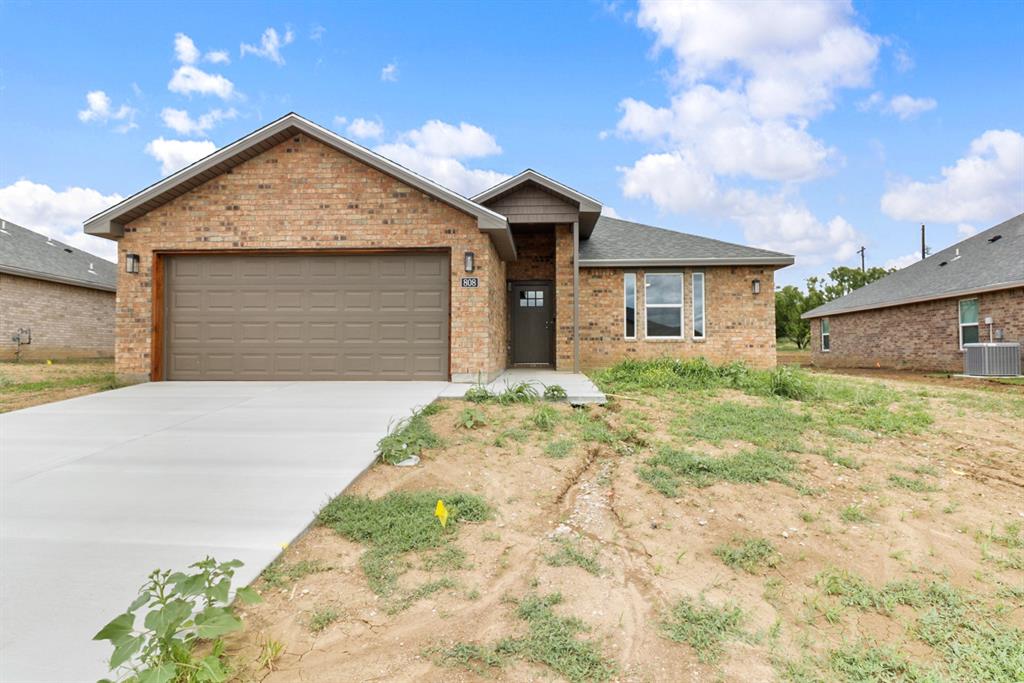 808 Bella Boulevard - Photo 1
