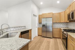 808 Bella Boulevard - Photo 6