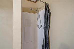 2040 Erwin Road - Photo 34