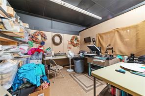 217 S Commercial Avenue - Photo 18