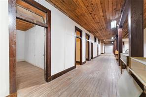 217 S Commercial Avenue - Photo 38
