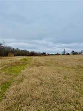 702 County Road 3597 - Photo 12