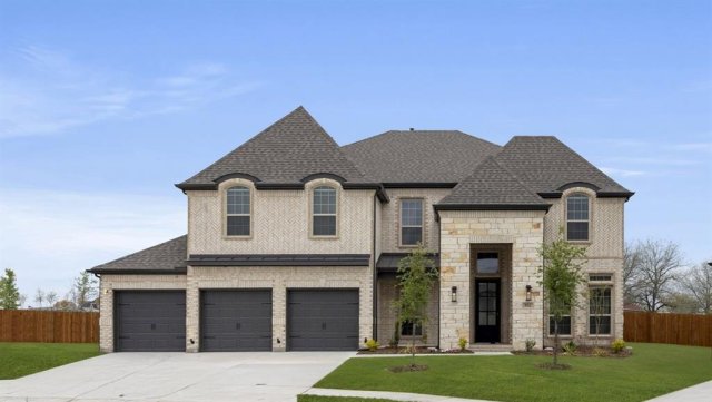932 Pilatus Lane