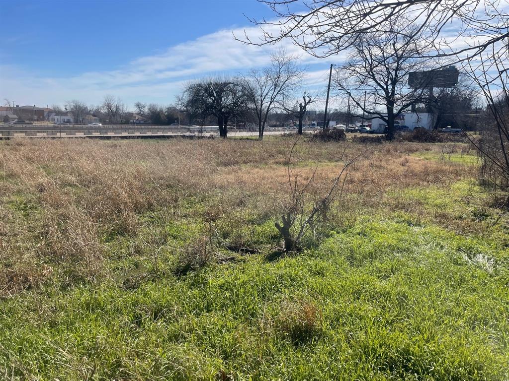 713 E Jefferson Avenue - Photo 1