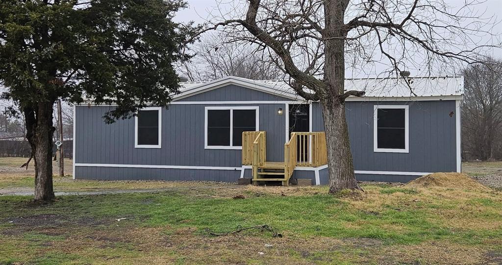 2237 Fm 1182 - Photo 1