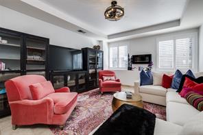 1505 Elm Street - Photo 4