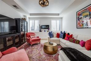 1505 Elm Street - Photo 5