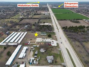 2611 Ovilla Road - Photo 2