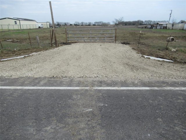 5 ACRES S FM 36