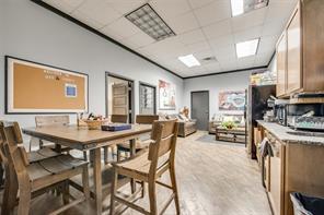 400 E Centre Park Boulevard - Photo 18