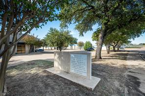 400 E Centre Park Boulevard - Photo 3
