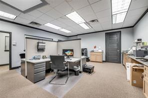 400 E Centre Park Boulevard - Photo 30