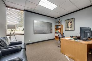 400 E Centre Park Boulevard - Photo 32