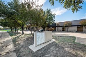 400 E Centre Park Boulevard - Photo 4