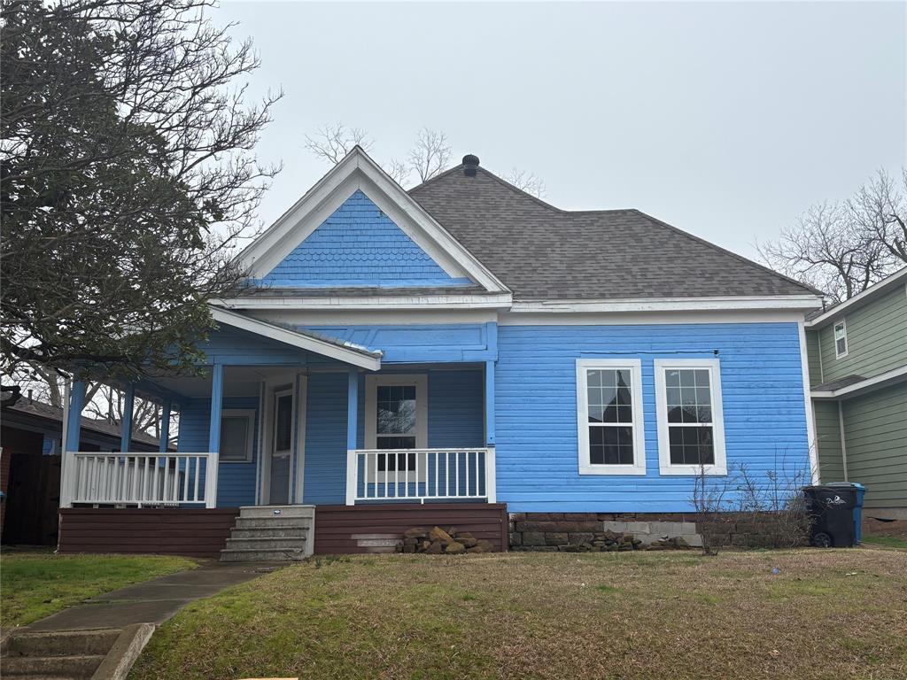 720 W Gandy Street - Photo 1