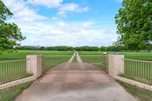 460 J E Woody Road - Photo 3