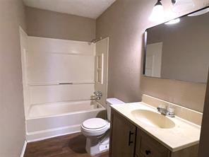 901 Washington Street - Photo 10