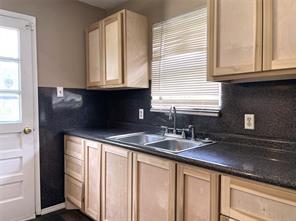 901 Washington Street - Photo 5