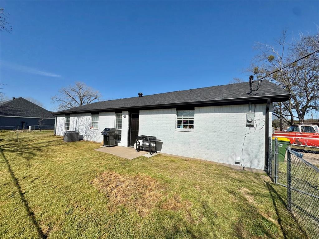 704 Shady Grove Court - Photo 22