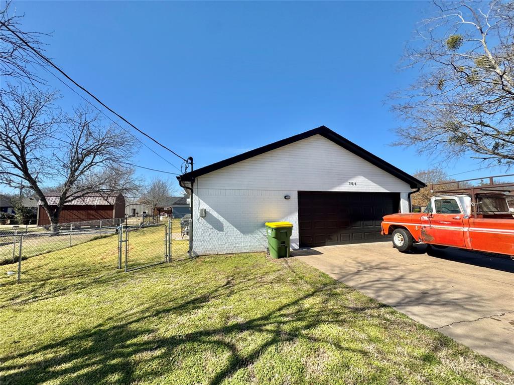 704 Shady Grove Court - Photo 23