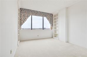 5200 Keller Springs Road - Photo 18