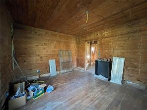 304 CR 1421 - Photo 10