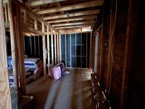 304 CR 1421 - Photo 17