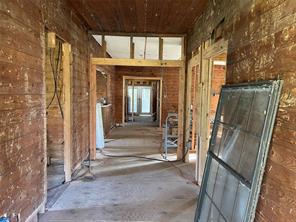 304 CR 1421 - Photo 8