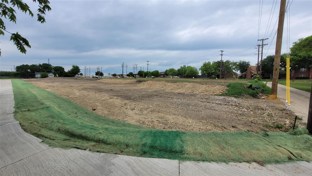 213 N W A Allen Boulevard - Photo 1