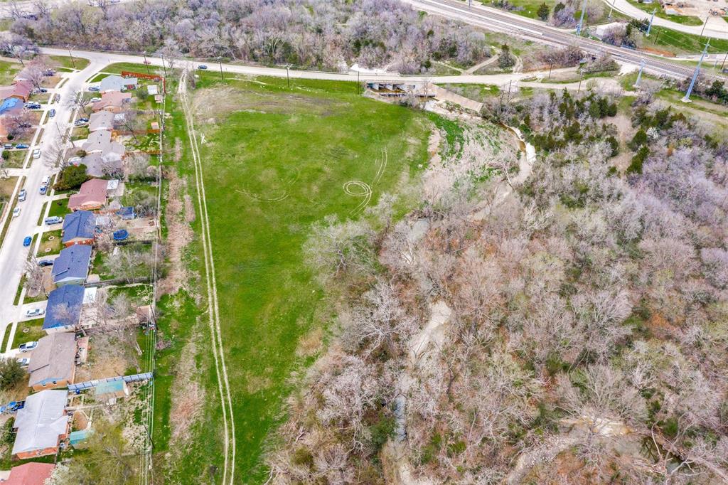 701 Davidson Drive - Photo 2