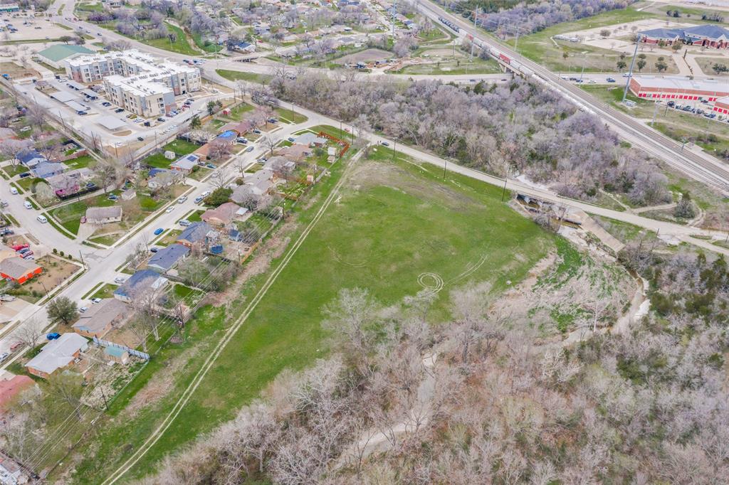 701 Davidson Drive - Photo 3