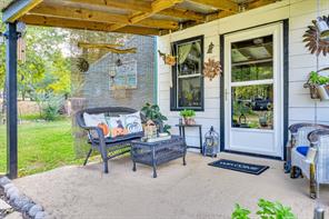 312 Magnus Road - Photo 3