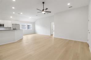 812 Bella Boulevard - Photo 4