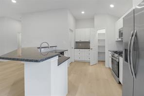 812 Bella Boulevard - Photo 7