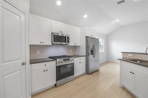 812 Bella Boulevard - Photo 9