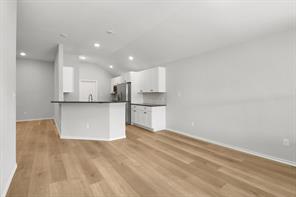 900 Bella Boulevard - Photo 6