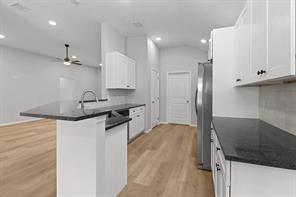 900 Bella Boulevard - Photo 8