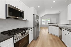900 Bella Boulevard - Photo 9