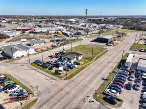 200 E Avenue A - Photo 13