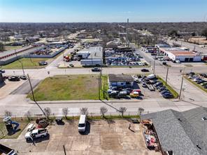 200 E Avenue A - Photo 16