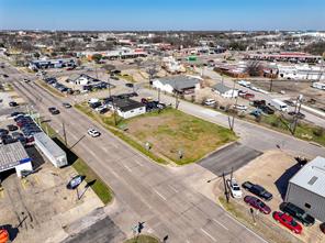 200 E Avenue A - Photo 18