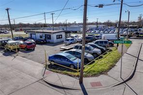 200 E Avenue A - Photo 2