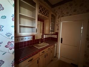 207 NW 4th Avenue - Photo 17