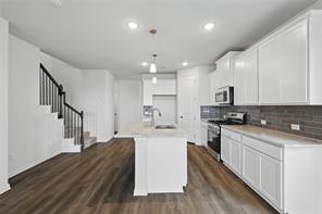1340 Lollipop Lane - Photo 4