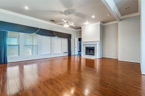 8934 Colonial Drive - Photo 2