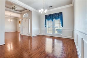 8934 Colonial Drive - Photo 4